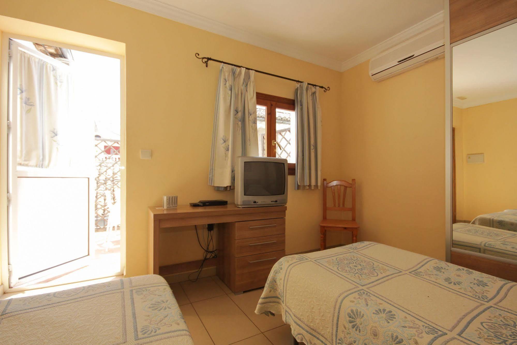 Hostal Costa Azul Granada Buitenkant foto